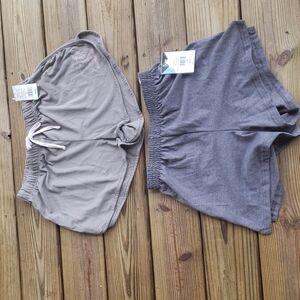 MTV & Softee gray shorts bundle size L